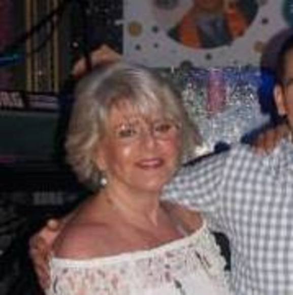 Meet your Posher, Phyllis - Picture 1 of 1